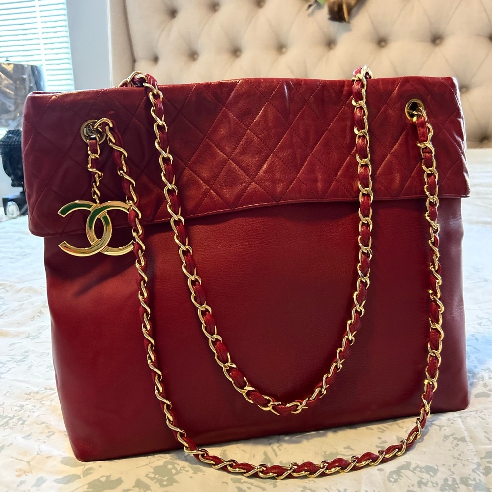 Chanel Red Quilted Leather Chain Bag vintage 24k gold plated